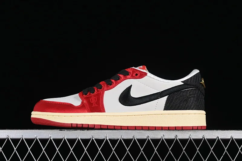 All categories Air Jordan Jordan series basketball shoes Air Jordan 1 Low Z version Trophy Room x Jordan 1 Low OG "Away" AJ1 Joe 1 Jordan's son low-top cultural casual sneakers FN0432-100